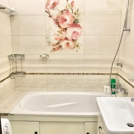 на репина, 4